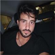 Enfoco mis clases al nivel de cada alumno, intentando que se interesen por la asignatura logrando un estudio ameno